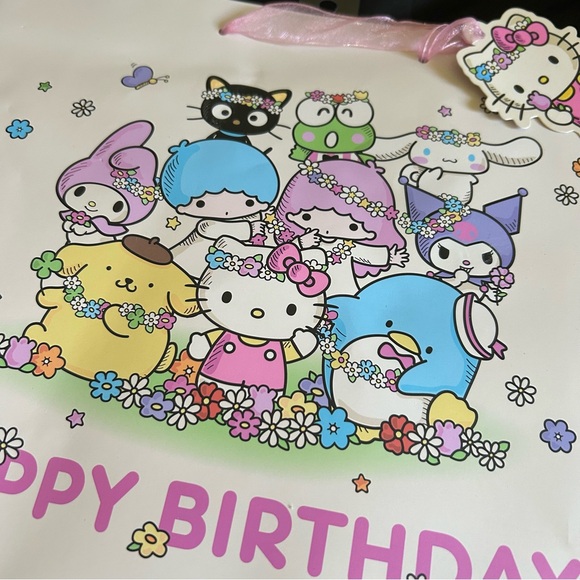 Hello Kitty Gift Bags - Set of 3 - Picture 3 of 5